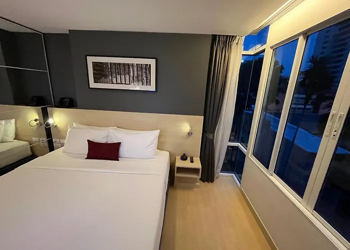Arize Sukhumvit Hotel 4*