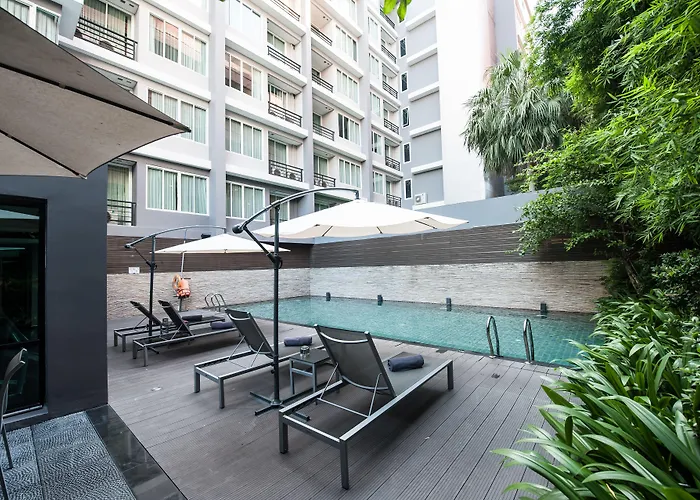 Arize Sukhumvit Отель