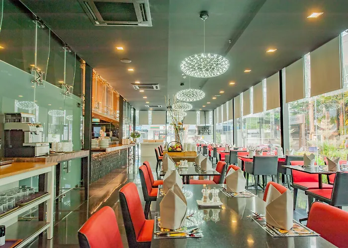 Arize Sukhumvit Отель 4*