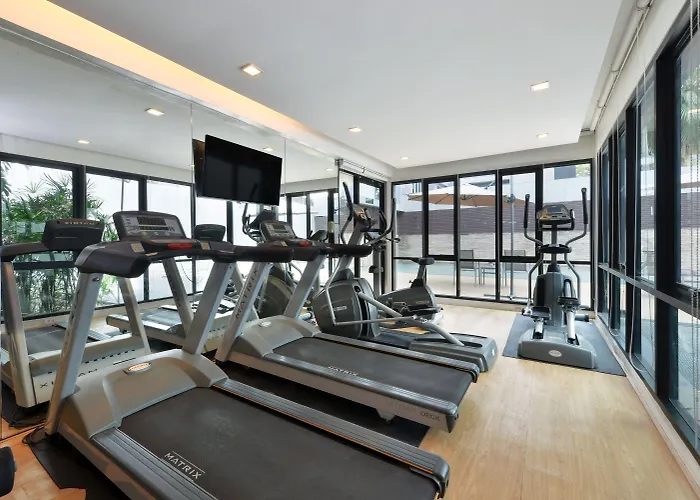 Отель Arize Sukhumvit 4*