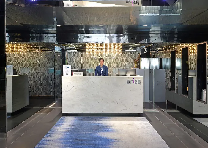 Отель Arize Sukhumvit Бангкок