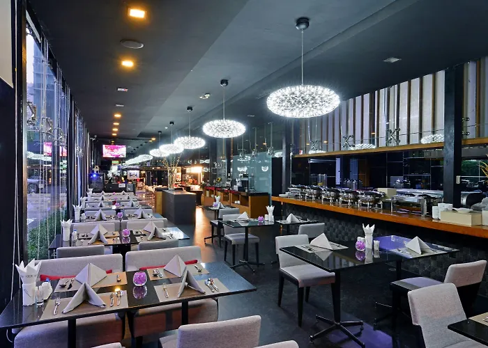 Отель Arize Sukhumvit 4*