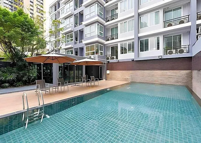 Отель Arize Sukhumvit