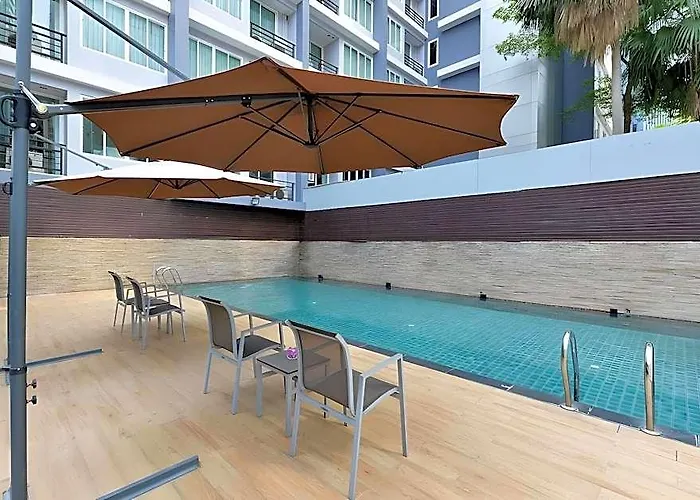 Отель Arize Sukhumvit Бангкок