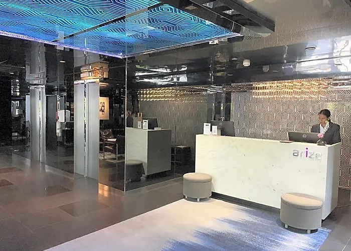 Отель Arize Sukhumvit